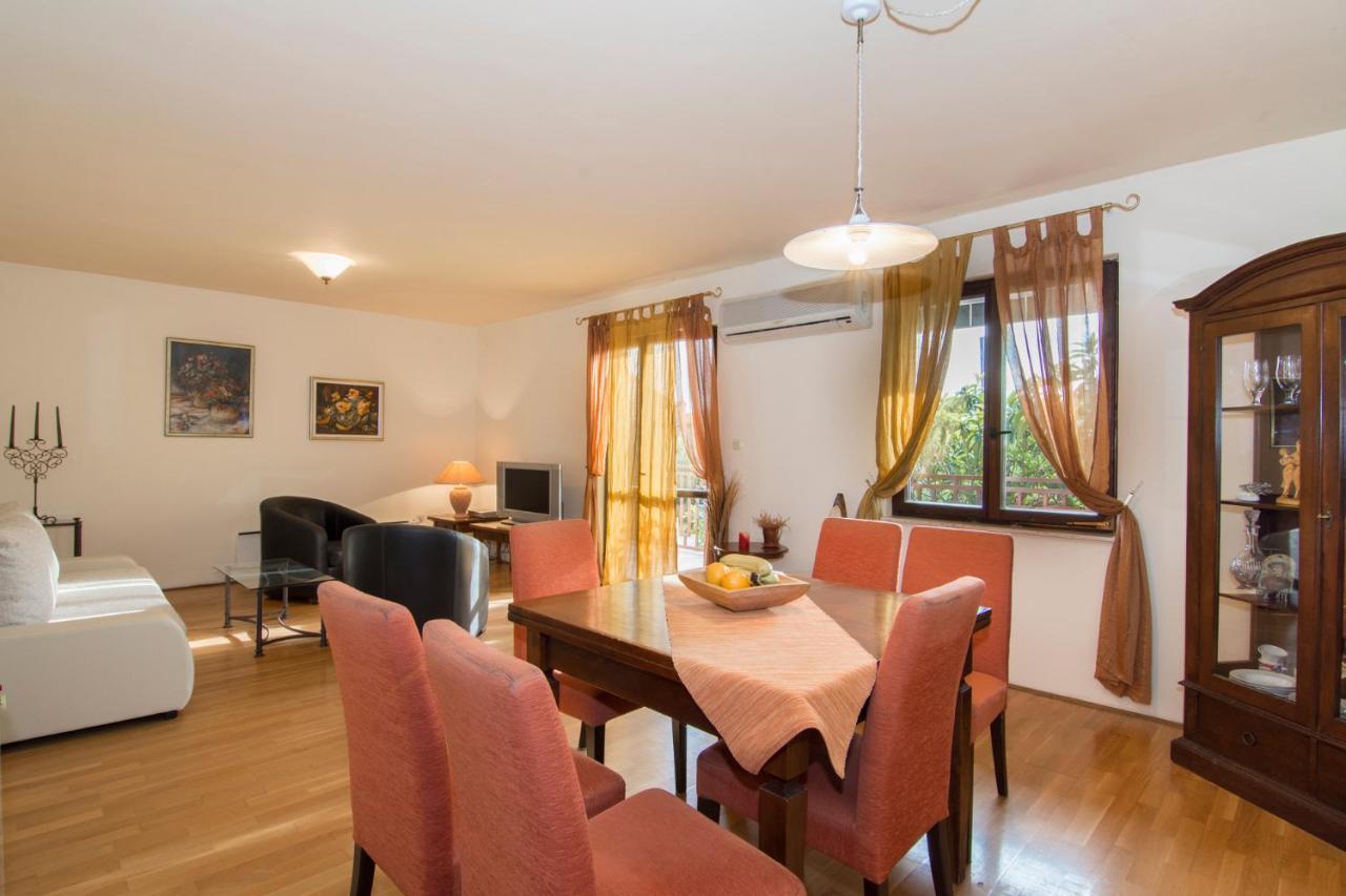 Apartments Emil 769 Fažana Esterno foto